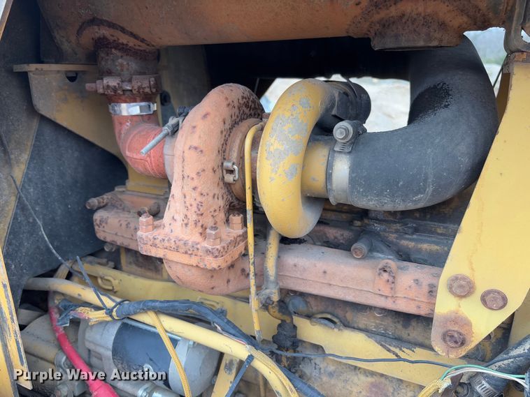 image for item FB3174 2002 Caterpillar D5G dozer