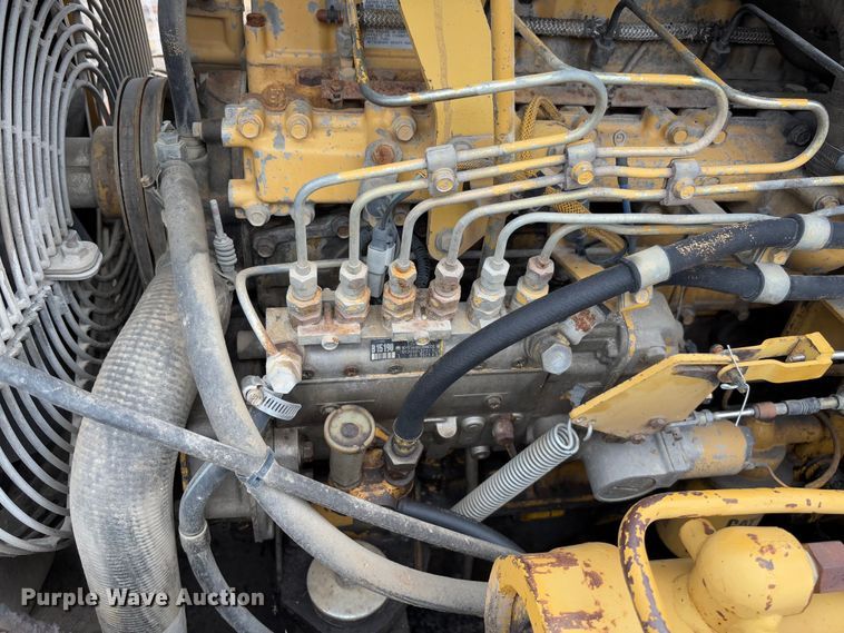 image for item FB3174 2002 Caterpillar D5G dozer
