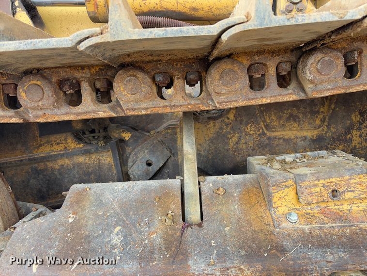 image for item FB3174 2002 Caterpillar D5G dozer