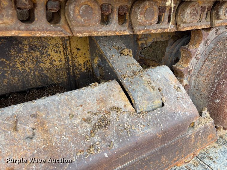 image for item FB3174 2002 Caterpillar D5G dozer