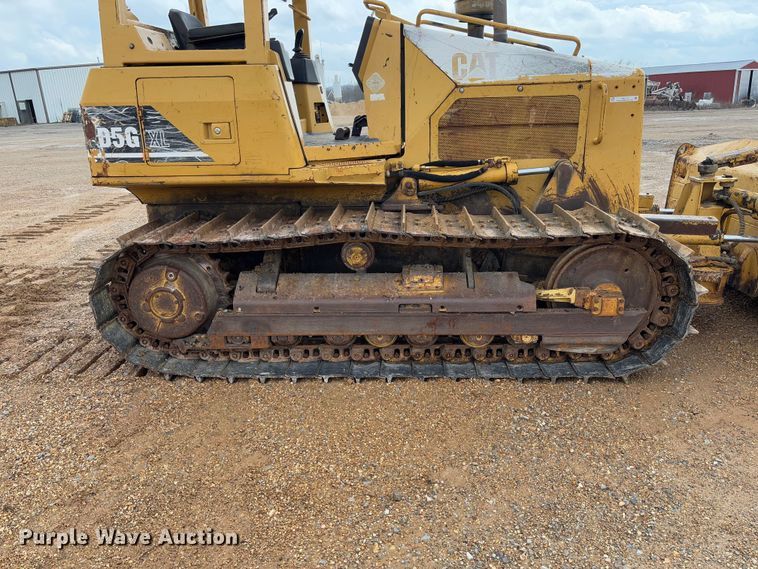 image for item FB3174 2002 Caterpillar D5G dozer