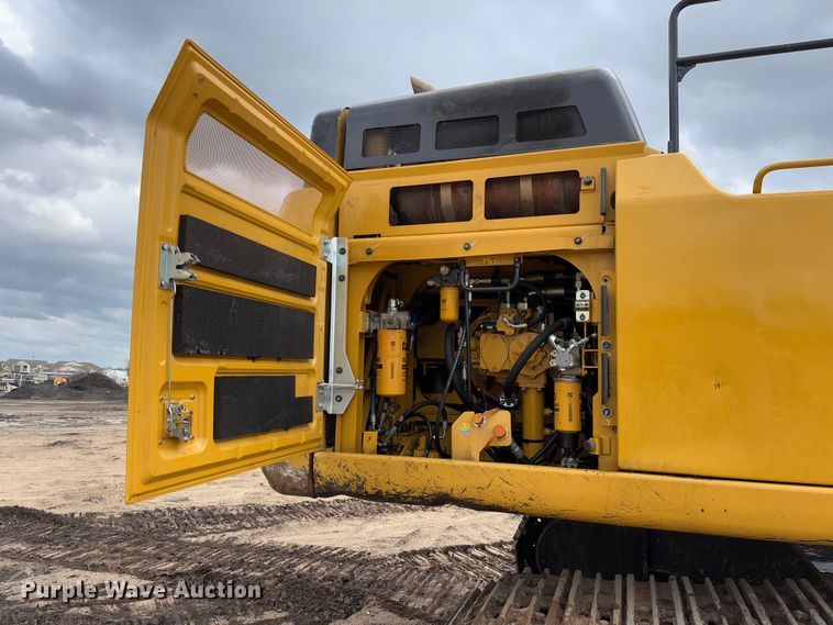 image for item FB3179 2018 Caterpillar 349FL excavator