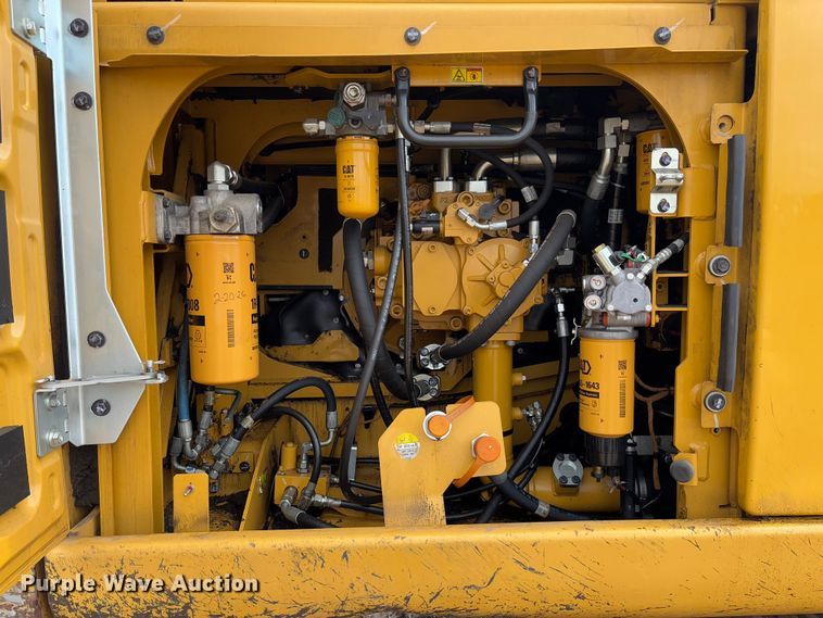 image for item FB3179 2018 Caterpillar 349FL excavator