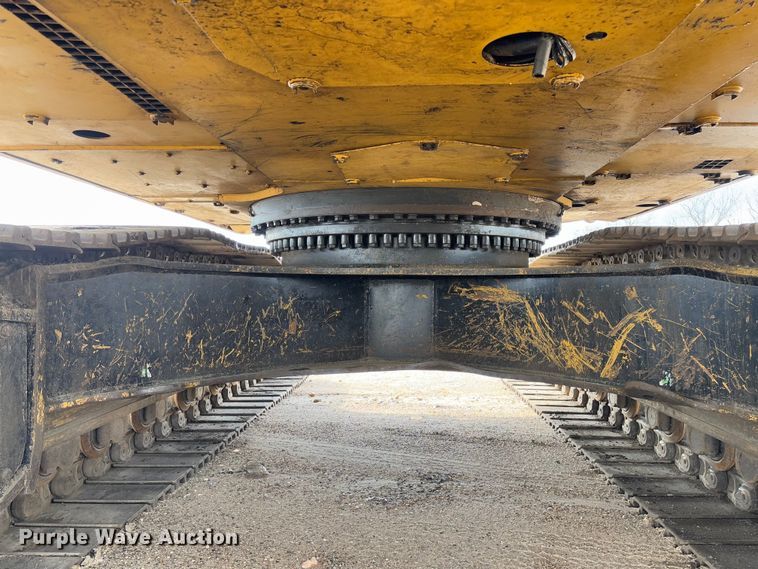 image for item FB3179 2018 Caterpillar 349FL excavator