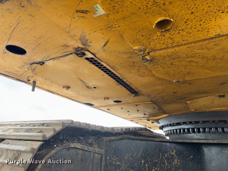 image for item FB3179 2018 Caterpillar 349FL excavator