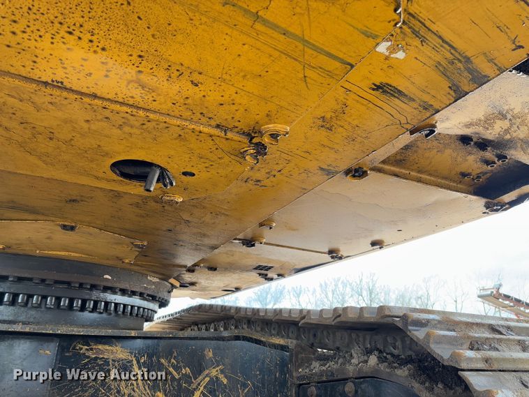 image for item FB3179 2018 Caterpillar 349FL excavator