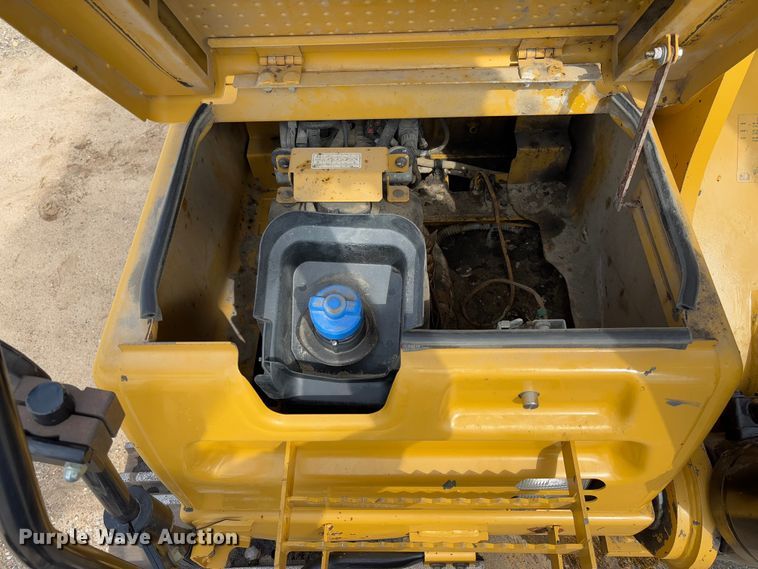 image for item FB3179 2018 Caterpillar 349FL excavator