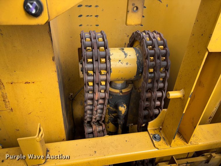 image for item FB3179 2018 Caterpillar 349FL excavator