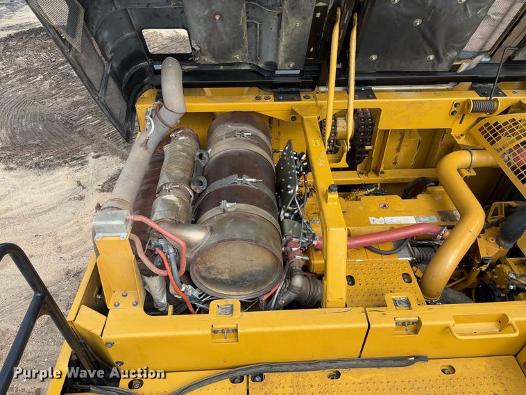 image for item FB3179 2018 Caterpillar 349FL excavator