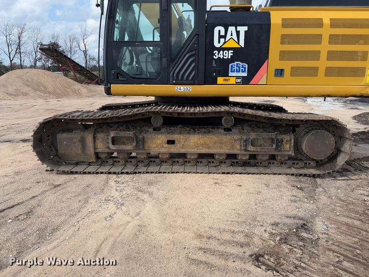 image for item FB3179 2018 Caterpillar 349FL excavator