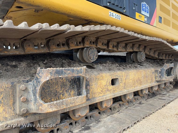 image for item FB3179 2018 Caterpillar 349FL excavator