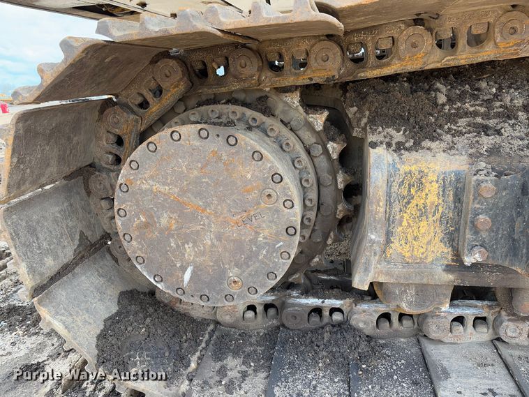 image for item FB3179 2018 Caterpillar 349FL excavator