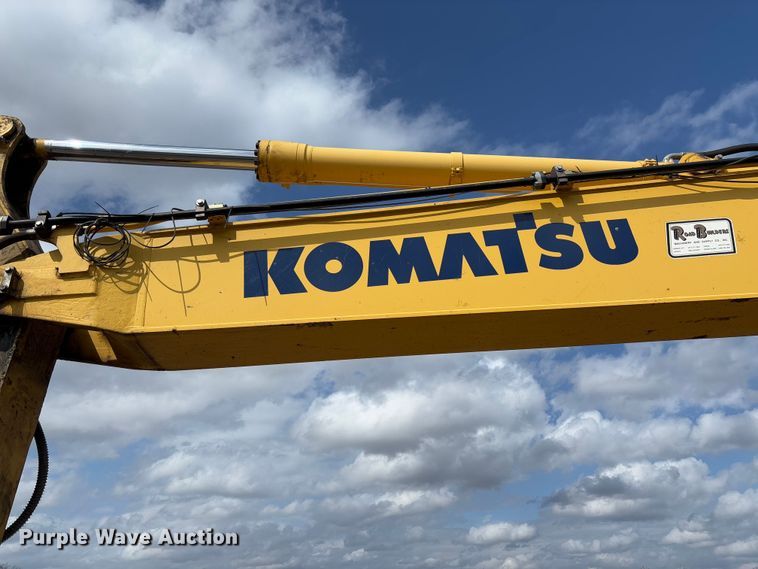 image for item FB3180 2016 Komatsu PC240LC-11 excavator
