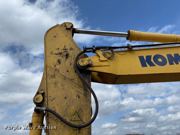 image for item FB3180 2016 Komatsu PC240LC-11 excavator