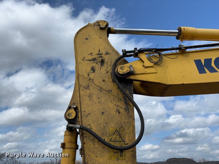 image for item FB3180 2016 Komatsu PC240LC-11 excavator