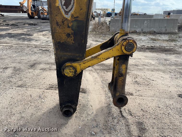 image for item FB3180 2016 Komatsu PC240LC-11 excavator