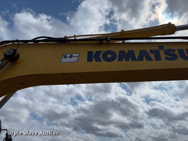 image for item FB3180 2016 Komatsu PC240LC-11 excavator