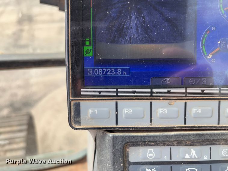 image for item FB3180 2016 Komatsu PC240LC-11 excavator