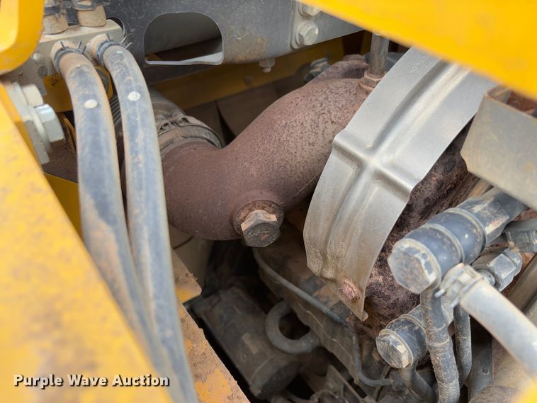 image for item FB3180 2016 Komatsu PC240LC-11 excavator