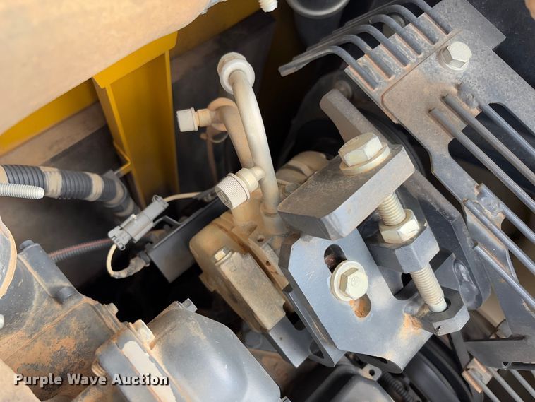 image for item FB3180 2016 Komatsu PC240LC-11 excavator