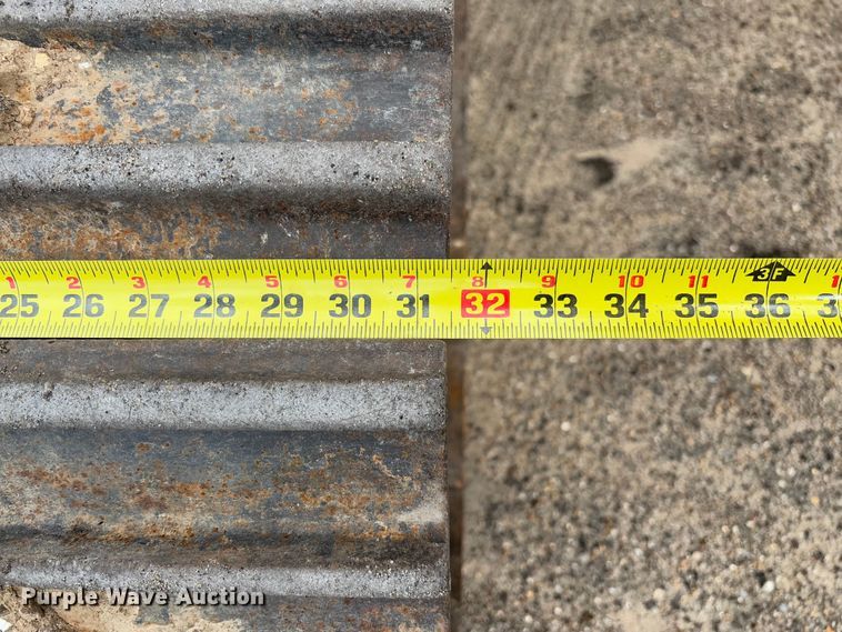 image for item FB3180 2016 Komatsu PC240LC-11 excavator