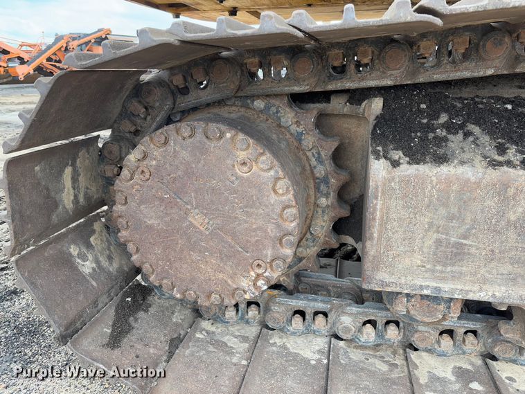 image for item FB3180 2016 Komatsu PC240LC-11 excavator
