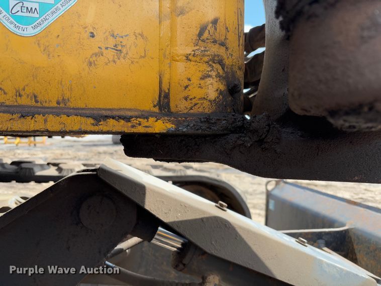 image for item FB3181 2020 John Deere 85G mini excavator