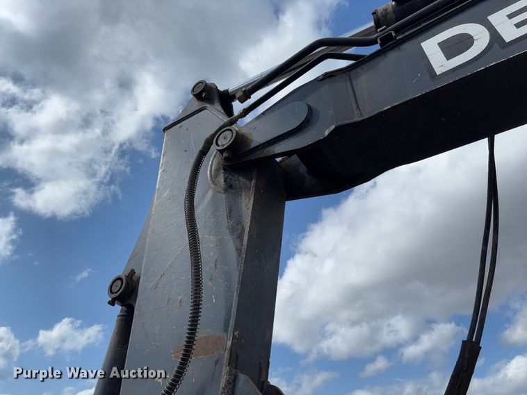 image for item FB3181 2020 John Deere 85G mini excavator