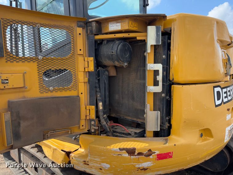 image for item FB3181 2020 John Deere 85G mini excavator