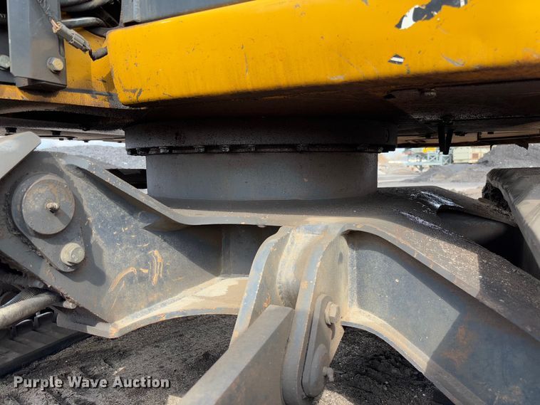 image for item FB3181 2020 John Deere 85G mini excavator