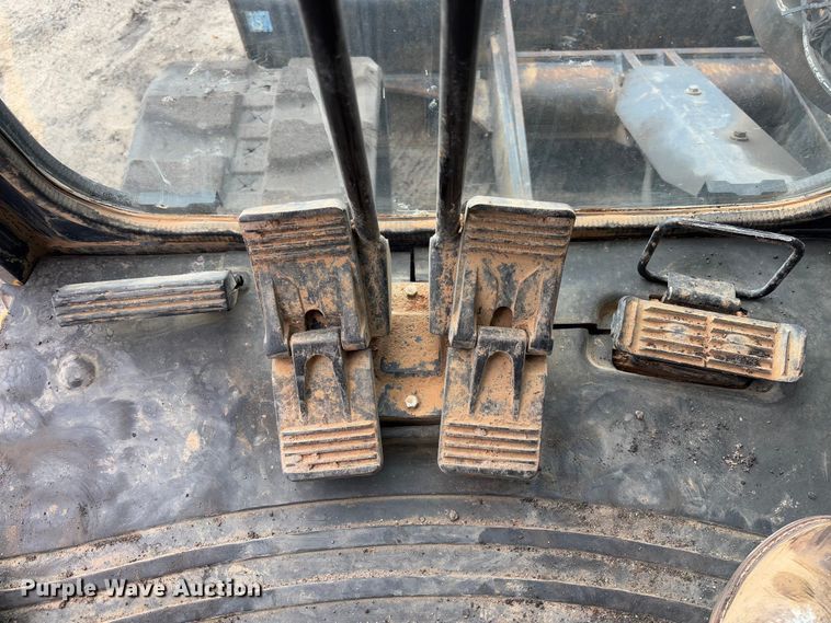 image for item FB3181 2020 John Deere 85G mini excavator