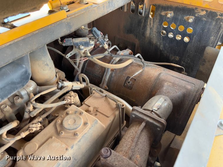 image for item FB3181 2020 John Deere 85G mini excavator