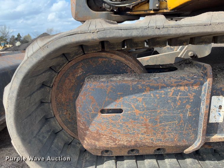 image for item FB3181 2020 John Deere 85G mini excavator