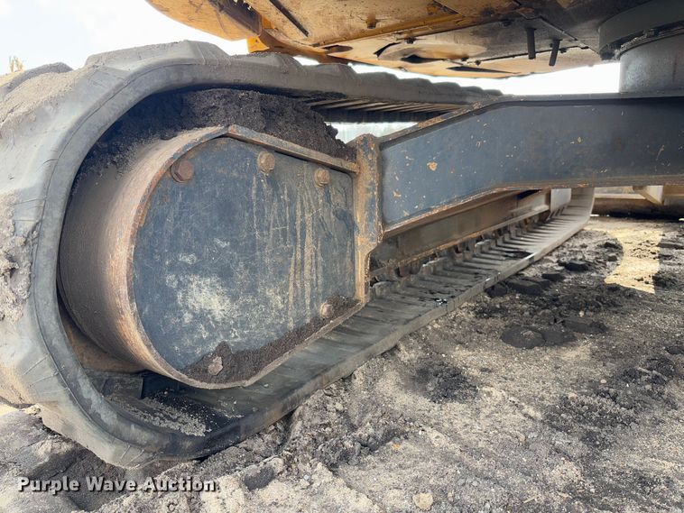 image for item FB3181 2020 John Deere 85G mini excavator