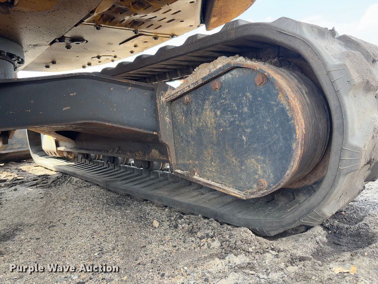 image for item FB3181 2020 John Deere 85G mini excavator