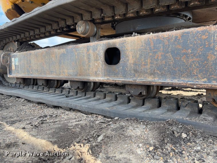 image for item FB3181 2020 John Deere 85G mini excavator