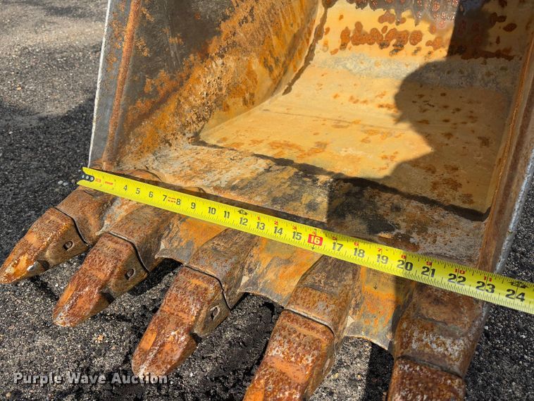 image for item FB3182 2013 Case 580 Super N backhoe