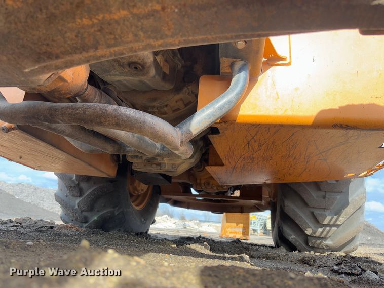 image for item FB3182 2013 Case 580 Super N backhoe