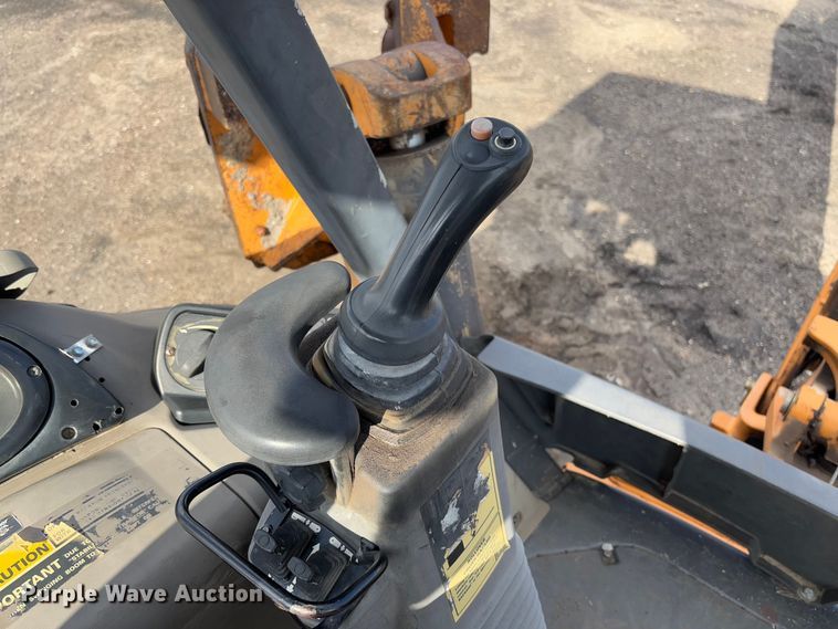 image for item FB3182 2013 Case 580 Super N backhoe