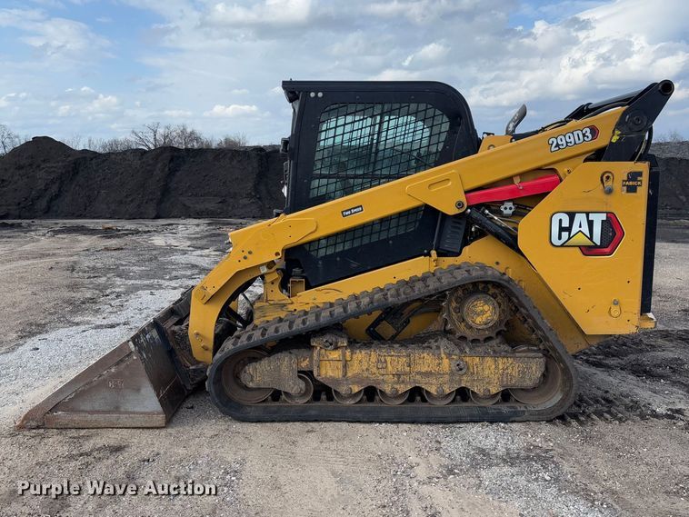 image for item FB3183 2021 Caterpillar 299D3 tracked skid steer loader