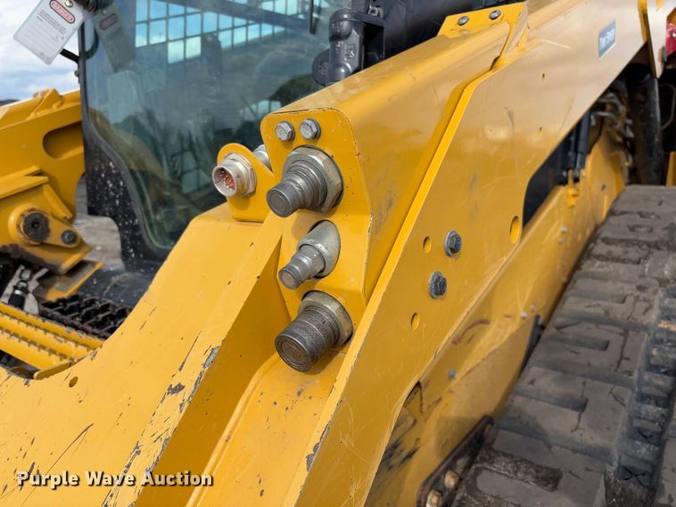 image for item FB3183 2021 Caterpillar 299D3 tracked skid steer loader