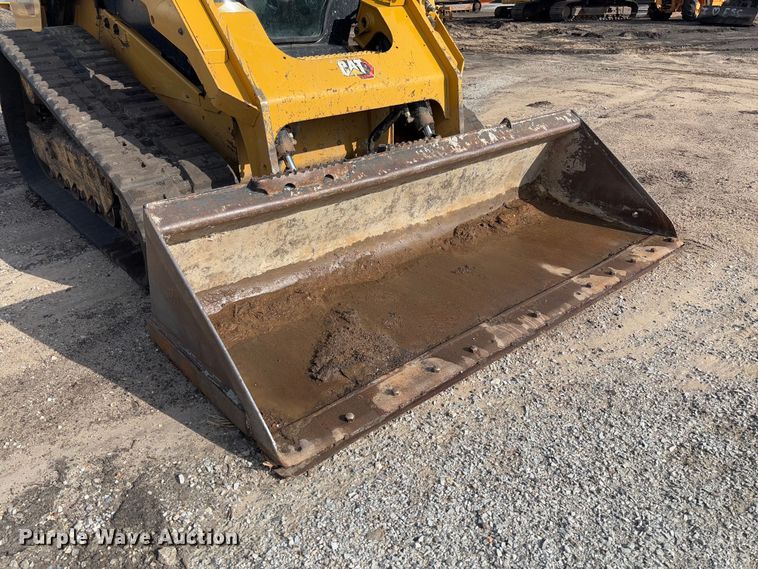 image for item FB3183 2021 Caterpillar 299D3 tracked skid steer loader