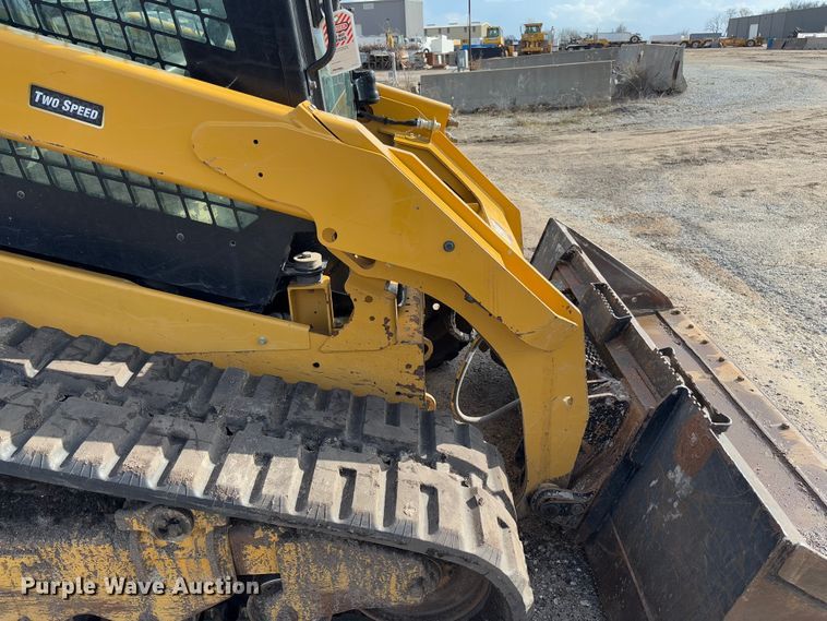 image for item FB3183 2021 Caterpillar 299D3 tracked skid steer loader
