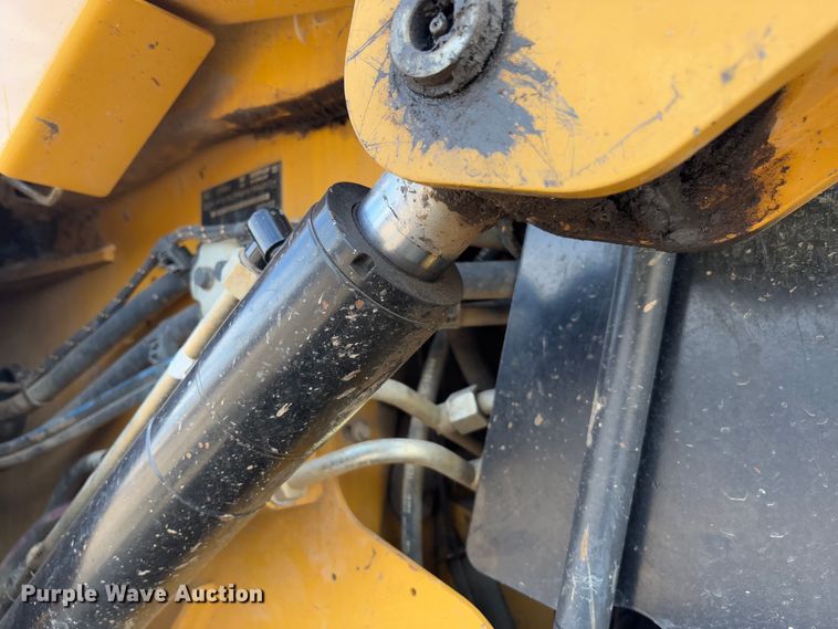 image for item FB3183 2021 Caterpillar 299D3 tracked skid steer loader