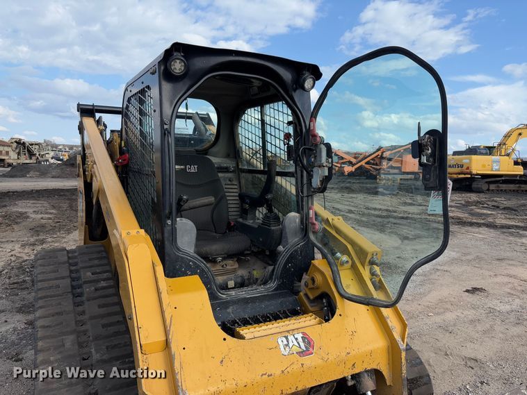 image for item FB3183 2021 Caterpillar 299D3 tracked skid steer loader