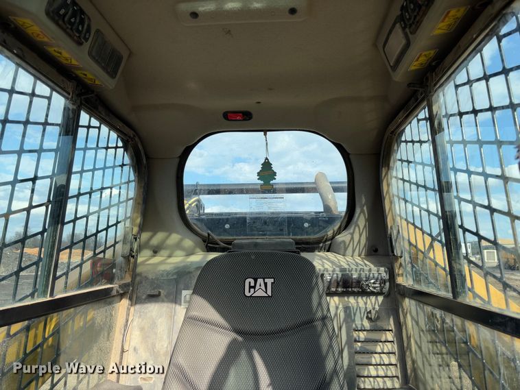 image for item FB3183 2021 Caterpillar 299D3 tracked skid steer loader