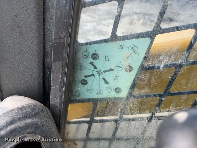 image for item FB3183 2021 Caterpillar 299D3 tracked skid steer loader