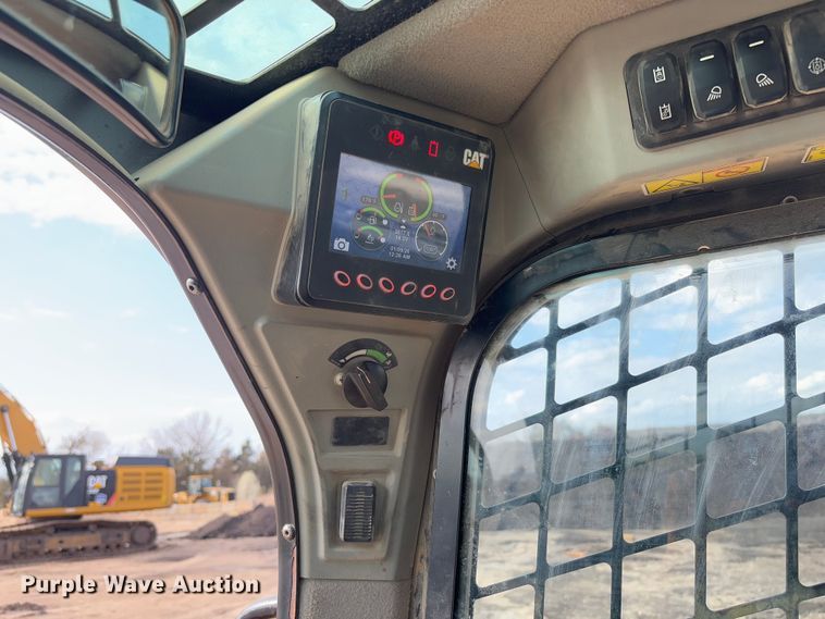 image for item FB3183 2021 Caterpillar 299D3 tracked skid steer loader