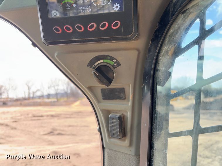 image for item FB3183 2021 Caterpillar 299D3 tracked skid steer loader