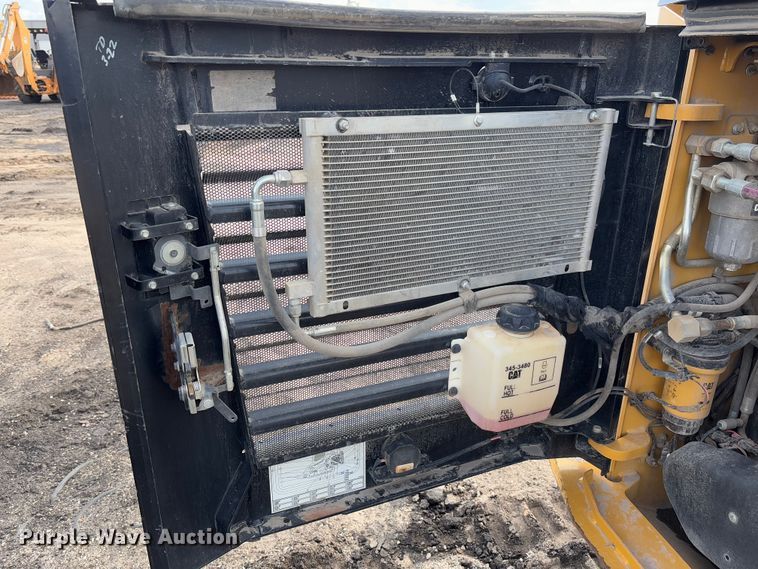 image for item FB3183 2021 Caterpillar 299D3 tracked skid steer loader